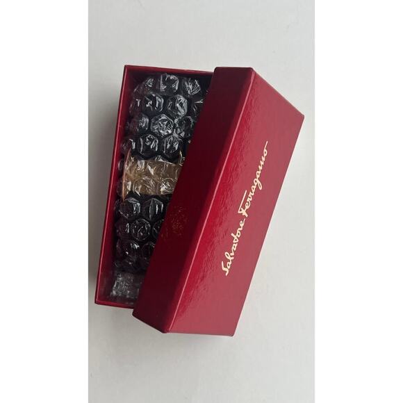 Ferragamo Italy Timeless Chic Black Vara Bow Hair Clip Gold Tone Logo NWOT - Picture 9 of 10